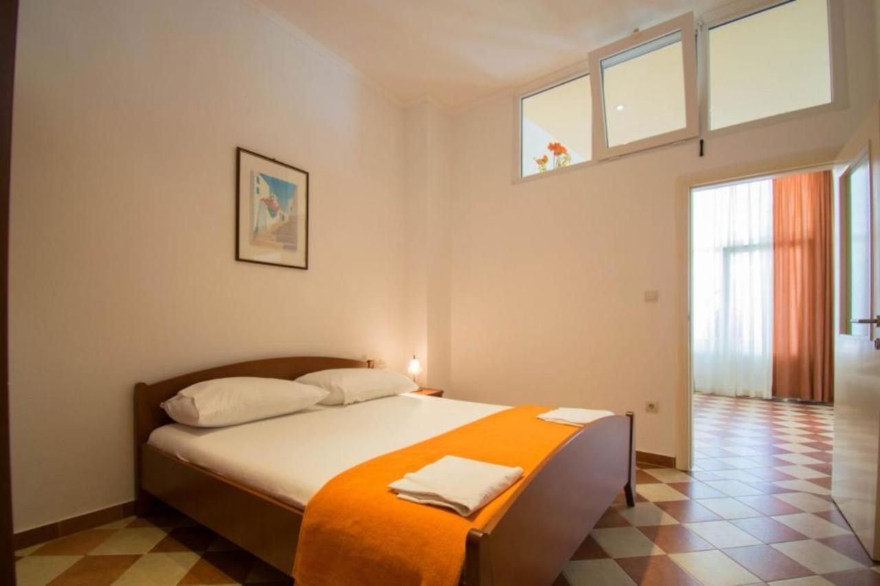Villa Kameni Dvori 巴什卡沃达 外观 照片