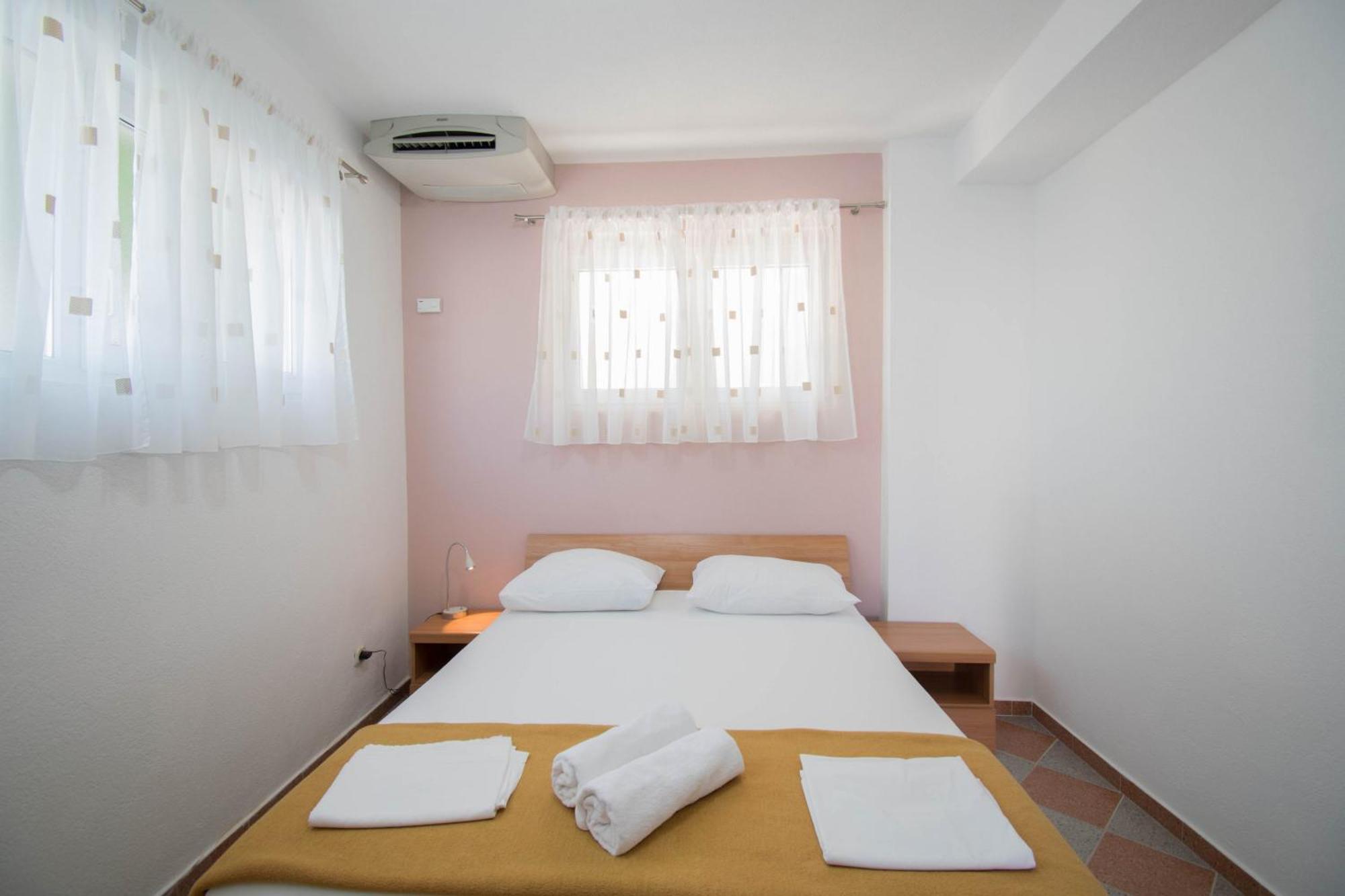 Villa Kameni Dvori 巴什卡沃达 客房 照片